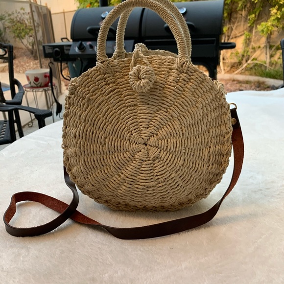 BUJI BAJA Handbags - BUJI BAJA white 100% paper shoulder bag for women